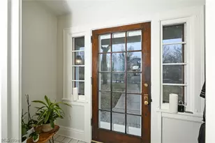 2927 Huntington Rd, Huber Heights, OH 44120 - Photo 3