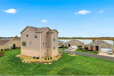 29 Shores Drive, Poland, OH 44514 - Photo 3