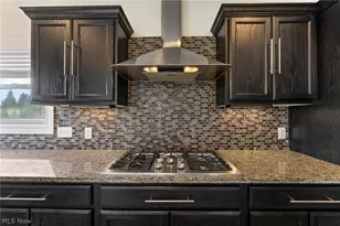 524 Berklee Dr, Poland, OH 44514 - Photo 3