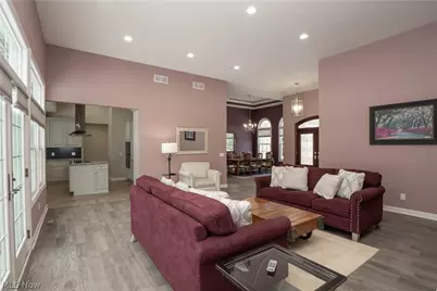 6443 Hills and Dales Road NW, Canton, OH 44708 - Photo 9