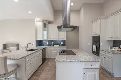 6443 Hills and Dales Road NW, Canton, OH 44708 - Photo 11