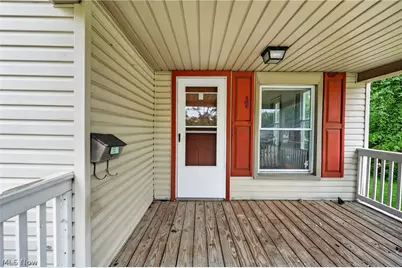 517 Brown Street, Akron, OH 44311 - Photo 5