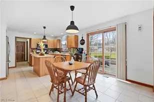 2031 Celestial Dr NE, Warren, OH 44484 - Photo 11