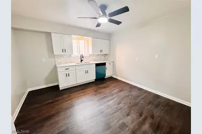 2907 Snow Road #up, Parma, OH 44134 - Photo 3