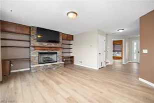 38086 Rocky Run Ct, North Ridgeville, OH 44039 - Photo 7