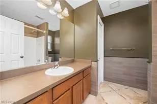 38086 Rocky Run Ct, North Ridgeville, OH 44039 - Photo 19