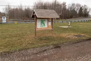 1402 S Chapel St, Louisville, OH 44641 - Photo 27