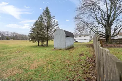 1402 S Chapel Street, Louisville, OH 44641 - Photo 45