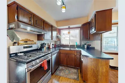 495 S Elm Avenue, Tallmadge, OH 44278 - Photo 11