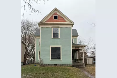 715 Brighton Boulevard, Zanesville, OH 43701 - Photo 1