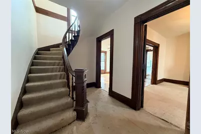 715 Brighton Boulevard, Zanesville, OH 43701 - Photo 7