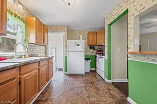 1235 Elm St, Sebring, OH 44672 - Photo 7