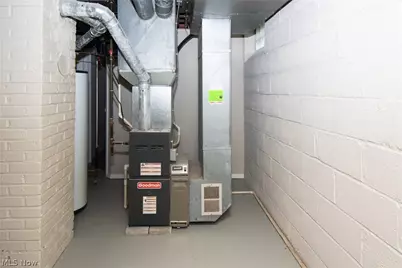 24791 Drakefield Avenue, Euclid, OH 44123 - Photo 27