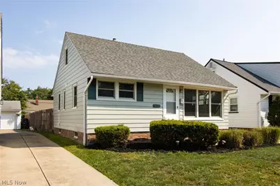 24791 Drakefield Avenue, Euclid, OH 44123 - Photo 3