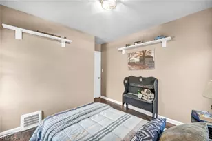 15313 Fernway Dr, Maple Heights, OH 44137 - Photo 23