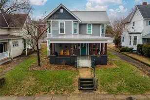 127 Park Ave, Coshocton, OH 43812 - Photo 1