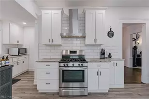 4602 Beta Ave, Newburgh Heights, OH 44105 - Photo 7