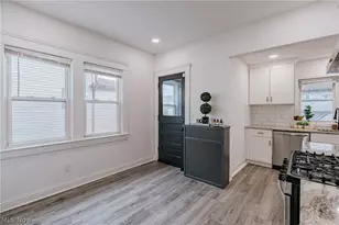 4602 Beta Ave, Newburgh Heights, OH 44105 - Photo 9