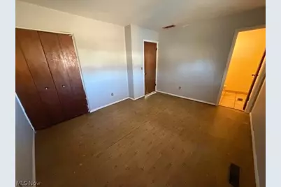 34297 W Point Drive, North Ridgeville, OH 44039 - Photo 7