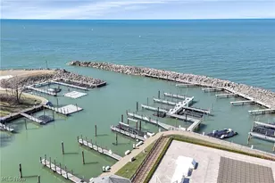 10 E Hanna Ln, Bratenahl, OH 44108 - Photo 37