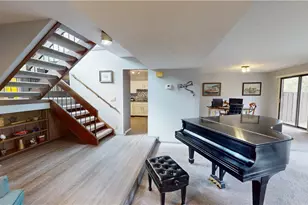 1939 Pine Dr, Kent, OH 44240 - Photo 7