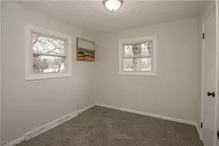 398 Snyder Ave, Barberton, OH 44203 - Photo 15