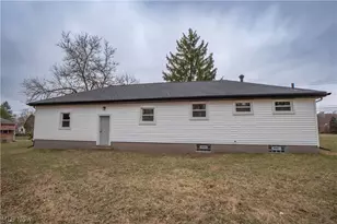 398 Snyder Ave, Barberton, OH 44203 - Photo 23