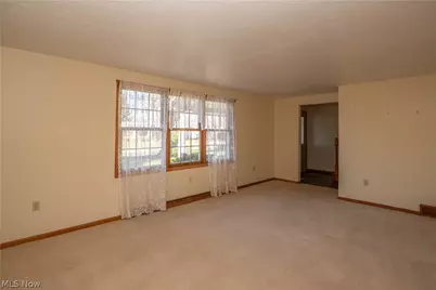 229 Rosanna Avenue, Strasburg, OH 44680 - Photo 7