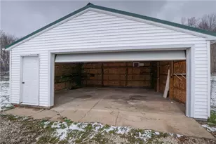 3001 Pepperhill Rd, Akron, OH 44312 - Photo 21