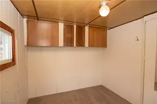 3001 Pepperhill Rd, Akron, OH 44312 - Photo 11