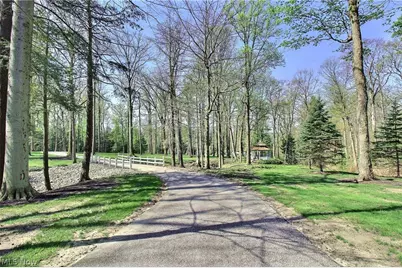 1160 Fox Hill Drive, Gates Mills, OH 44040 - Photo 23