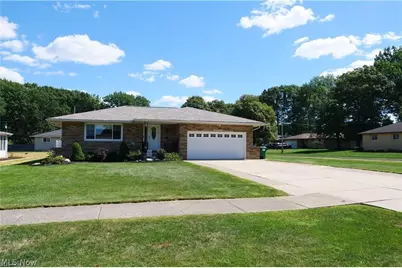 5981 Northview Drive, Green Hills, OH 44131 - Photo 1