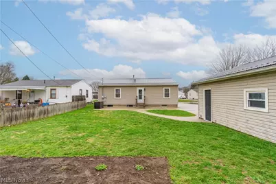 3838 Taft Avenue NE, Canton, OH 44705 - Photo 29