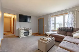 3838 Taft Ave NE, Canton, OH 44705 - Photo 3