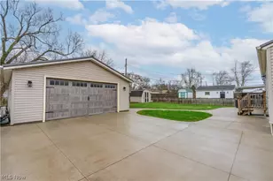 3838 Taft Ave NE, Canton, OH 44705 - Photo 31