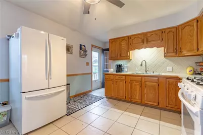 3838 Taft Avenue NE, Canton, OH 44705 - Photo 7