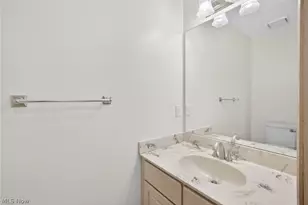6284 S Applecross Rd, Highland Heights, OH 44143 - Photo 19