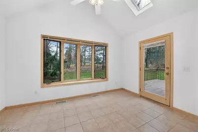 6284 S Applecross Road, Highland Heights, OH 44143 - Photo 7