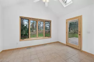6284 S Applecross Rd, Highland Heights, OH 44143 - Photo 7