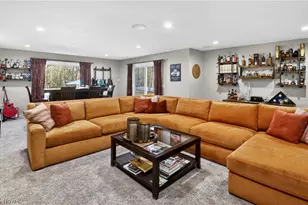 886 Ewing Rd, Youngstown, OH 44512 - Photo 17