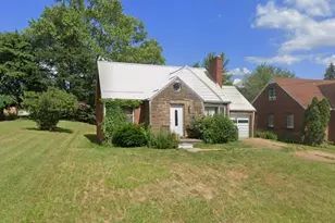 334 Cornelia Ave NE, Canton, OH 44704 - Photo 1