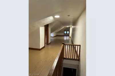 53 S Balch Street #55 Up, Akron, OH 44302 - Photo 15