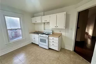 53 S Balch St, Akron, OH 44302 - Photo 7