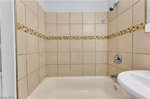 3567 W 46th St, Loveland, OH 44102 - Photo 9