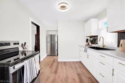 17608 Puritas Avenue, Loveland, OH 44135 - Photo 13