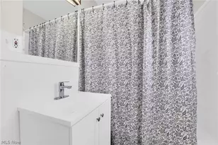 17608 Puritas Ave, Loveland, OH 44135 - Photo 19