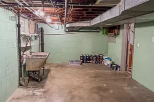 426 Dorchester Rd, Akron, OH 44320 - Photo 19