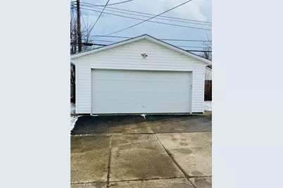 3415 Center Drive, Parma, OH 44134 - Photo 5