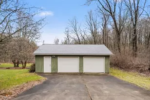 1511 Homestead Dr, East Liverpool, OH 43920 - Photo 5
