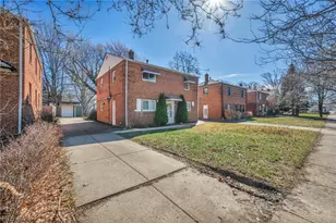 275 E 200th St, Euclid, OH 44119 - Photo 3